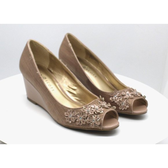 Karen Scott Shoes - Karen Scott Brooke Pumps